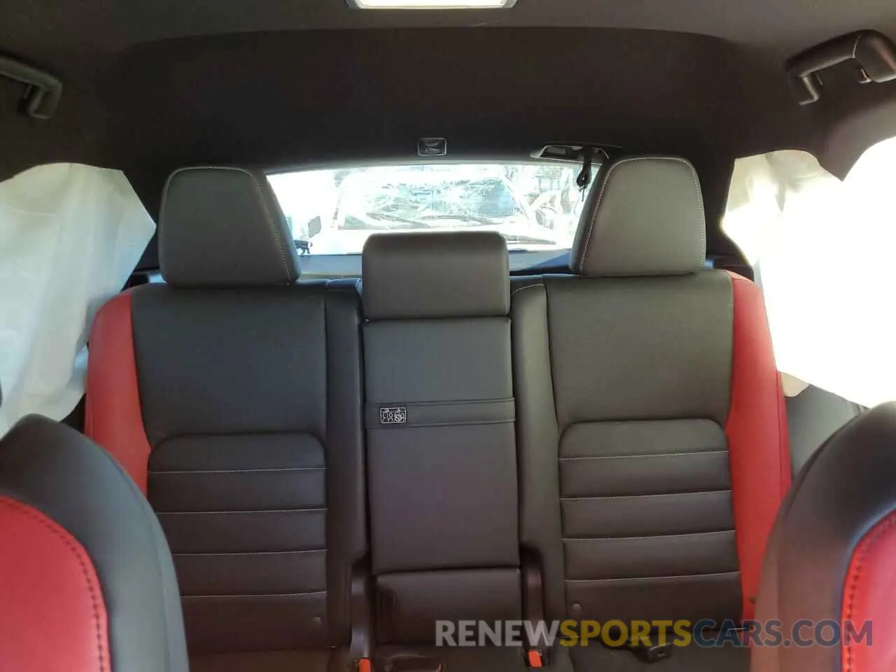 10 fotografías del automóvil dañado JTJSARDZ0M2258190 LEXUS NX 2021