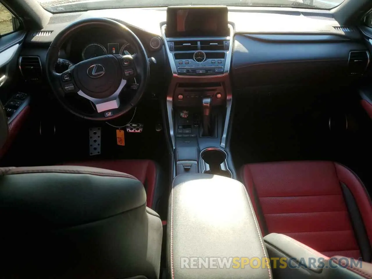 8 fotografías del automóvil dañado JTJSARDZ1M2255492 LEXUS NX 2021