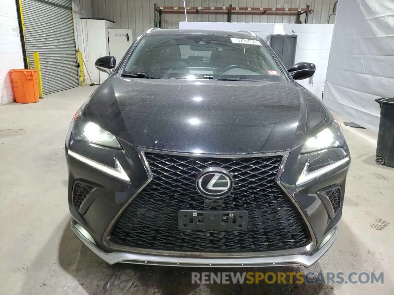 5 fotografías del automóvil dañado JTJSARDZ3M2262119 LEXUS NX 2021