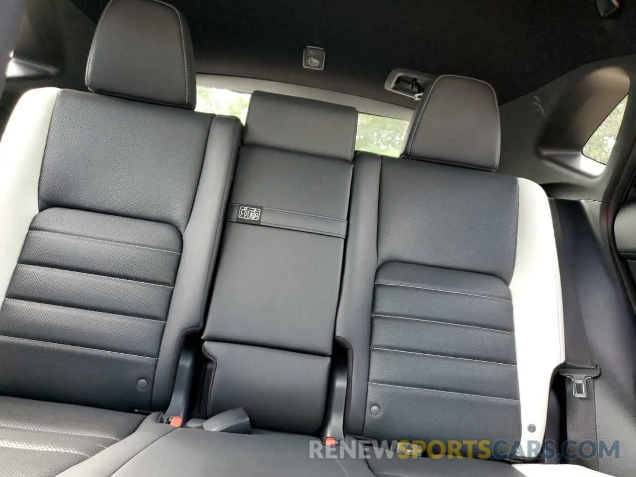 10 fotografías del automóvil dañado JTJSARDZ6M2256945 LEXUS NX 2021