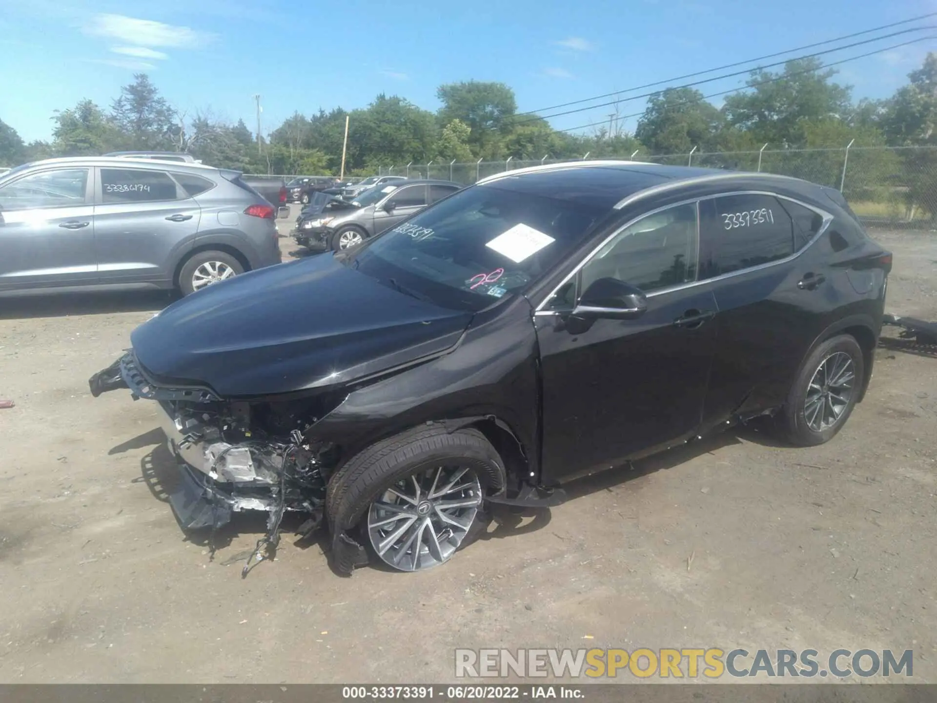 2 fotografías del automóvil dañado 2T2AKCEZ5NC002181 LEXUS NX 2022