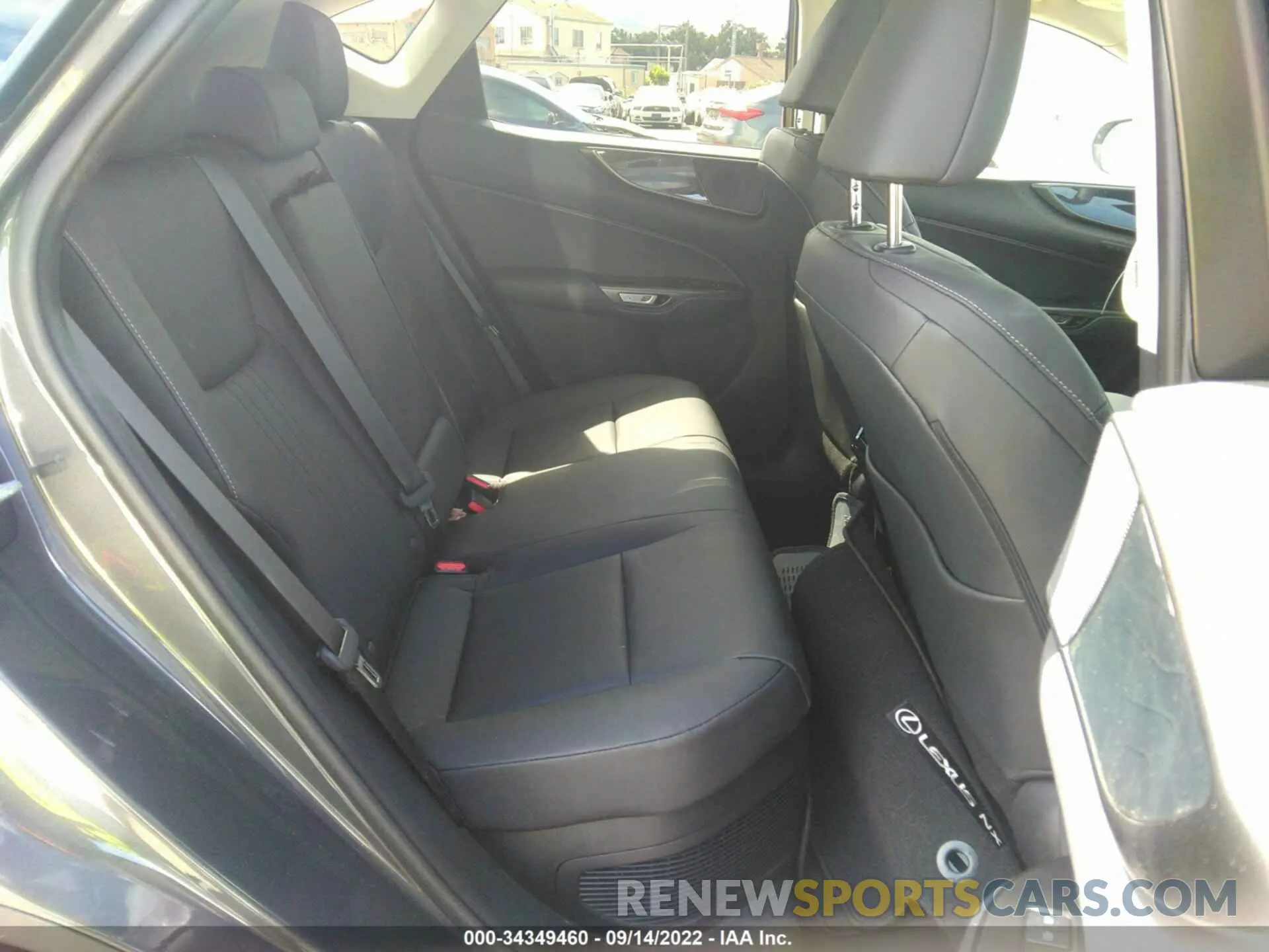 8 fotografías del automóvil dañado 2T2GKCEZ6NC001714 LEXUS NX 2022