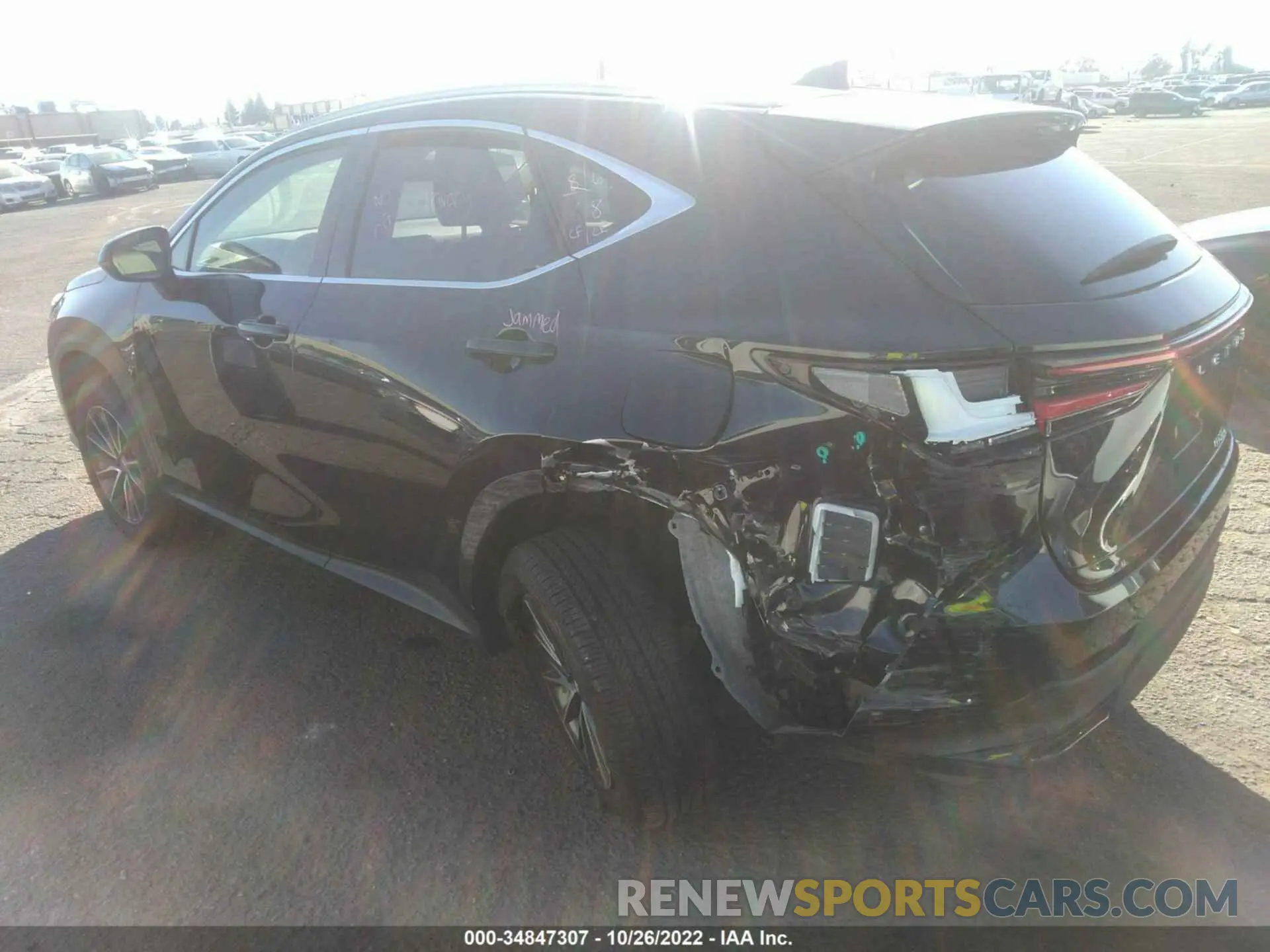3 fotografías del automóvil dañado JTJADCAZ3N2001868 LEXUS NX 2022