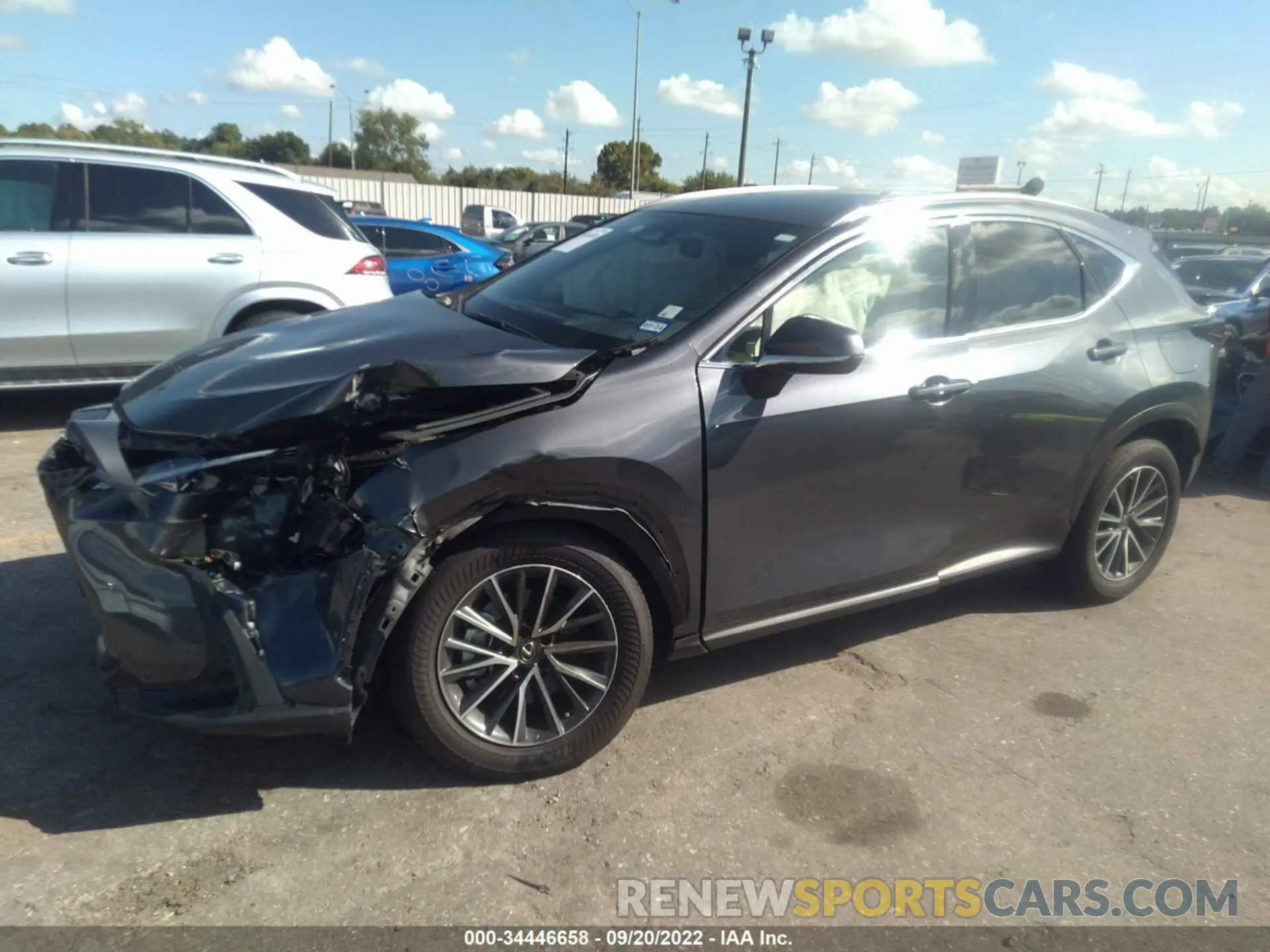 2 fotografías del automóvil dañado JTJADCAZ5N5001062 LEXUS NX 2022