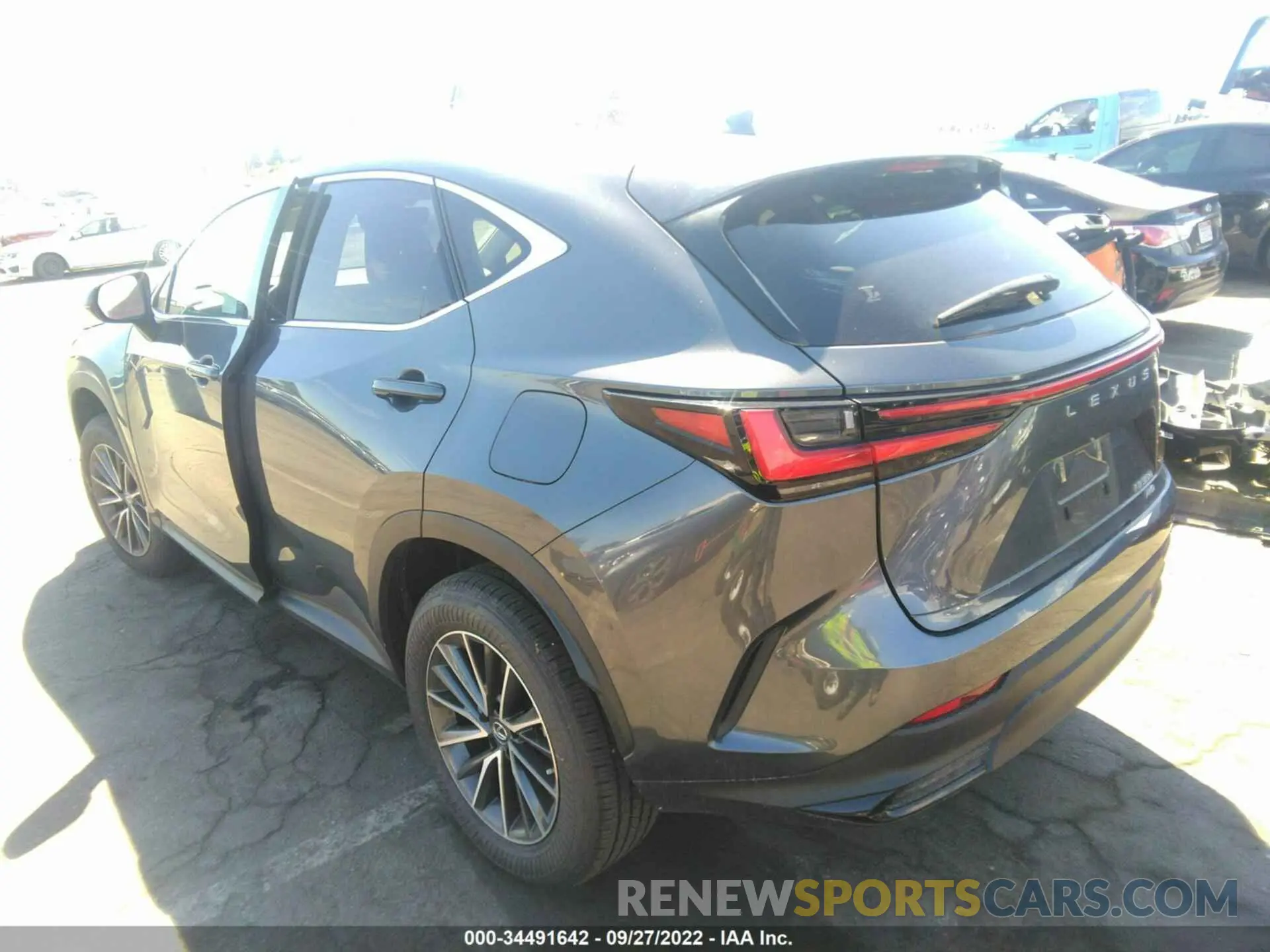 3 fotografías del automóvil dañado JTJAGCEZ7N2000420 LEXUS NX 2022