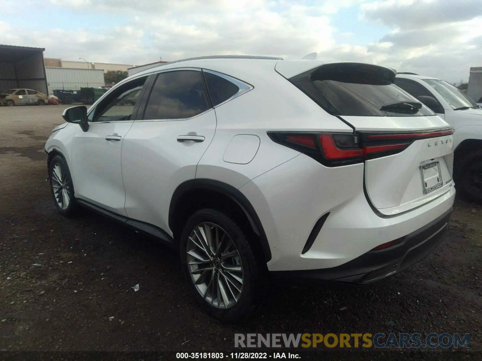 3 fotografías del automóvil dañado JTJHKCEZ0N2005388 LEXUS NX 2022