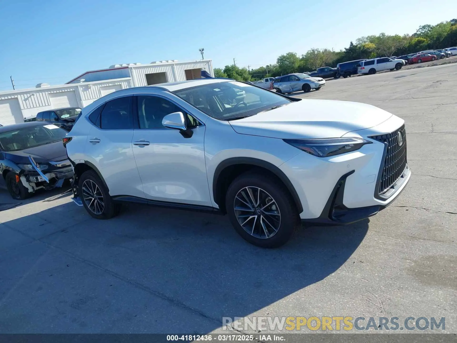 13 fotografías del automóvil dañado JTJGDCAZ6S2016077 LEXUS NX 2025