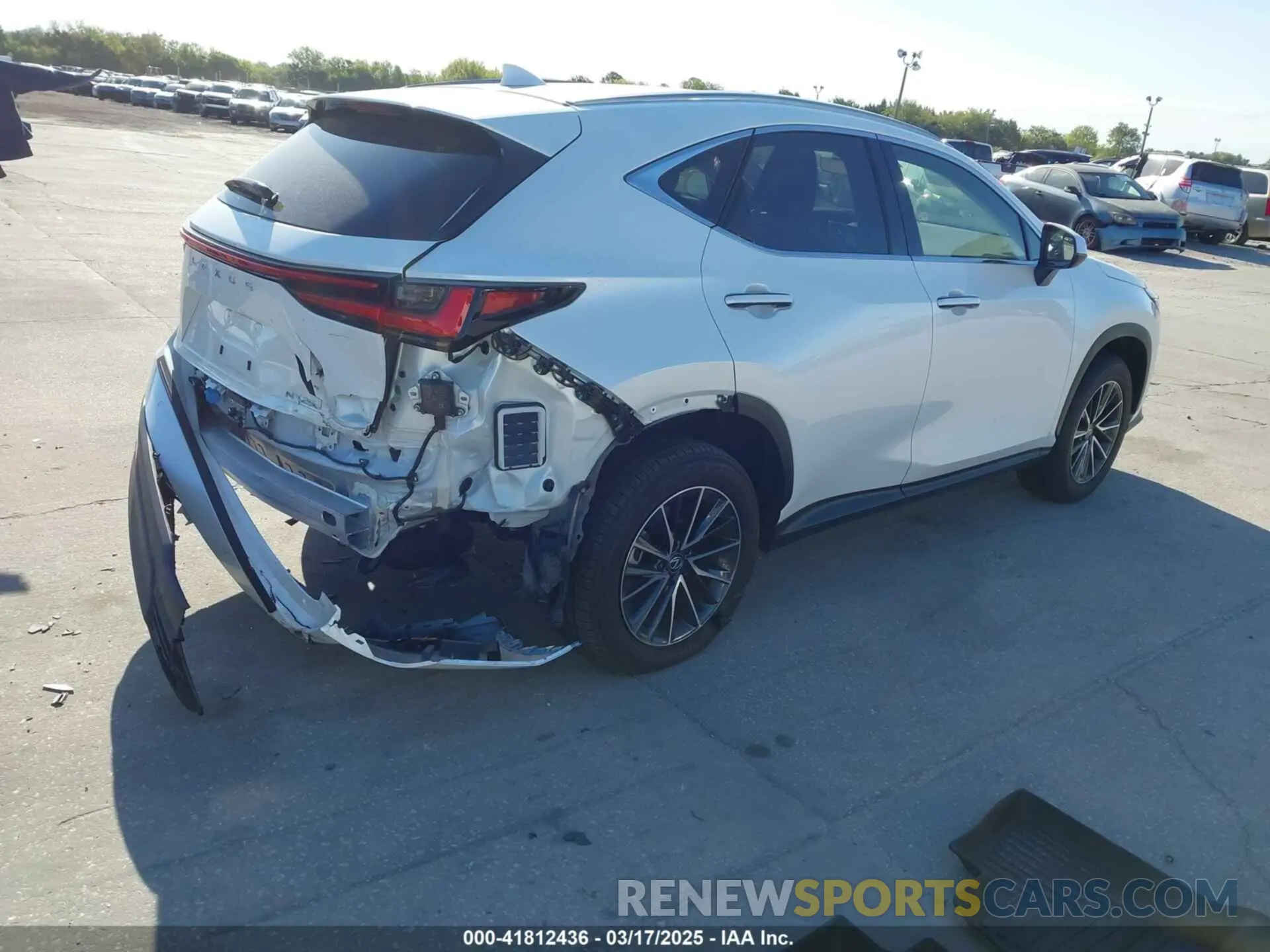 4 fotografías del automóvil dañado JTJGDCAZ6S2016077 LEXUS NX 2025