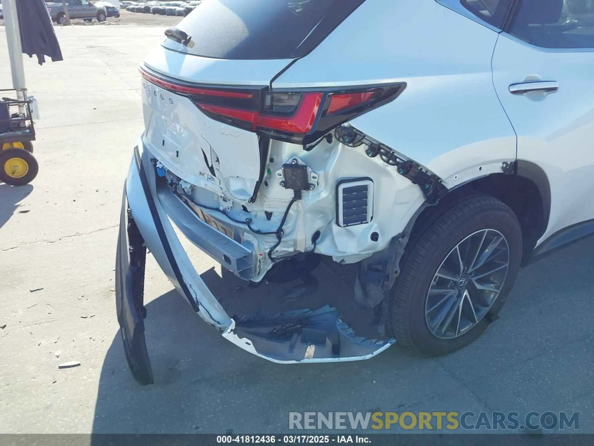 6 fotografías del automóvil dañado JTJGDCAZ6S2016077 LEXUS NX 2025