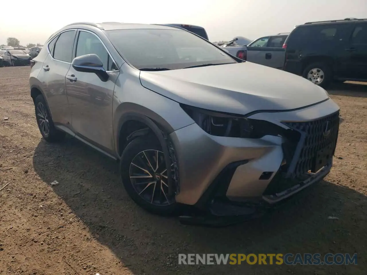4 fotografías del automóvil dañado 2T2ADCAZ4NC002379 LEXUS NX 250 2022