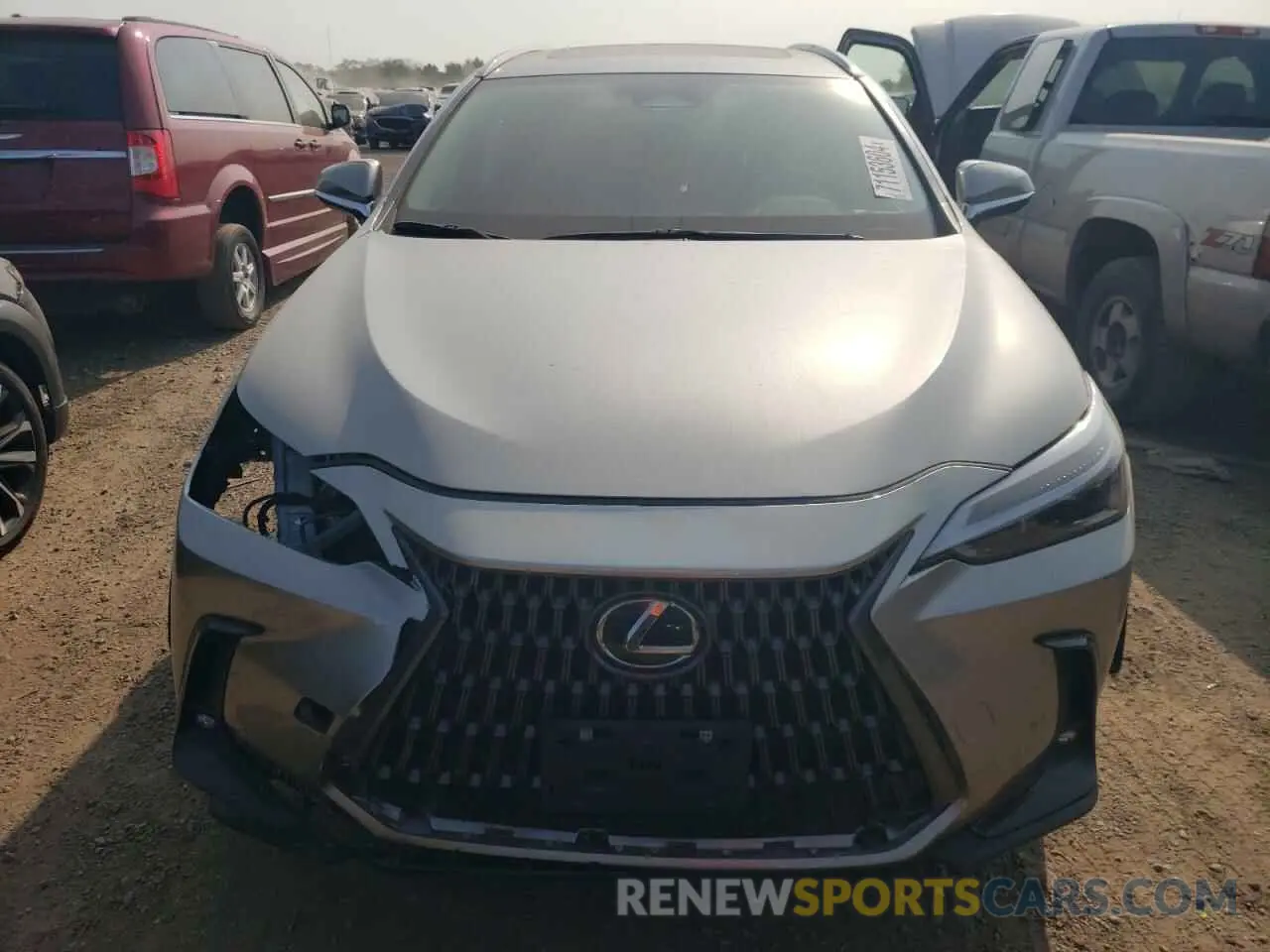 5 fotografías del automóvil dañado 2T2ADCAZ4NC002379 LEXUS NX 250 2022