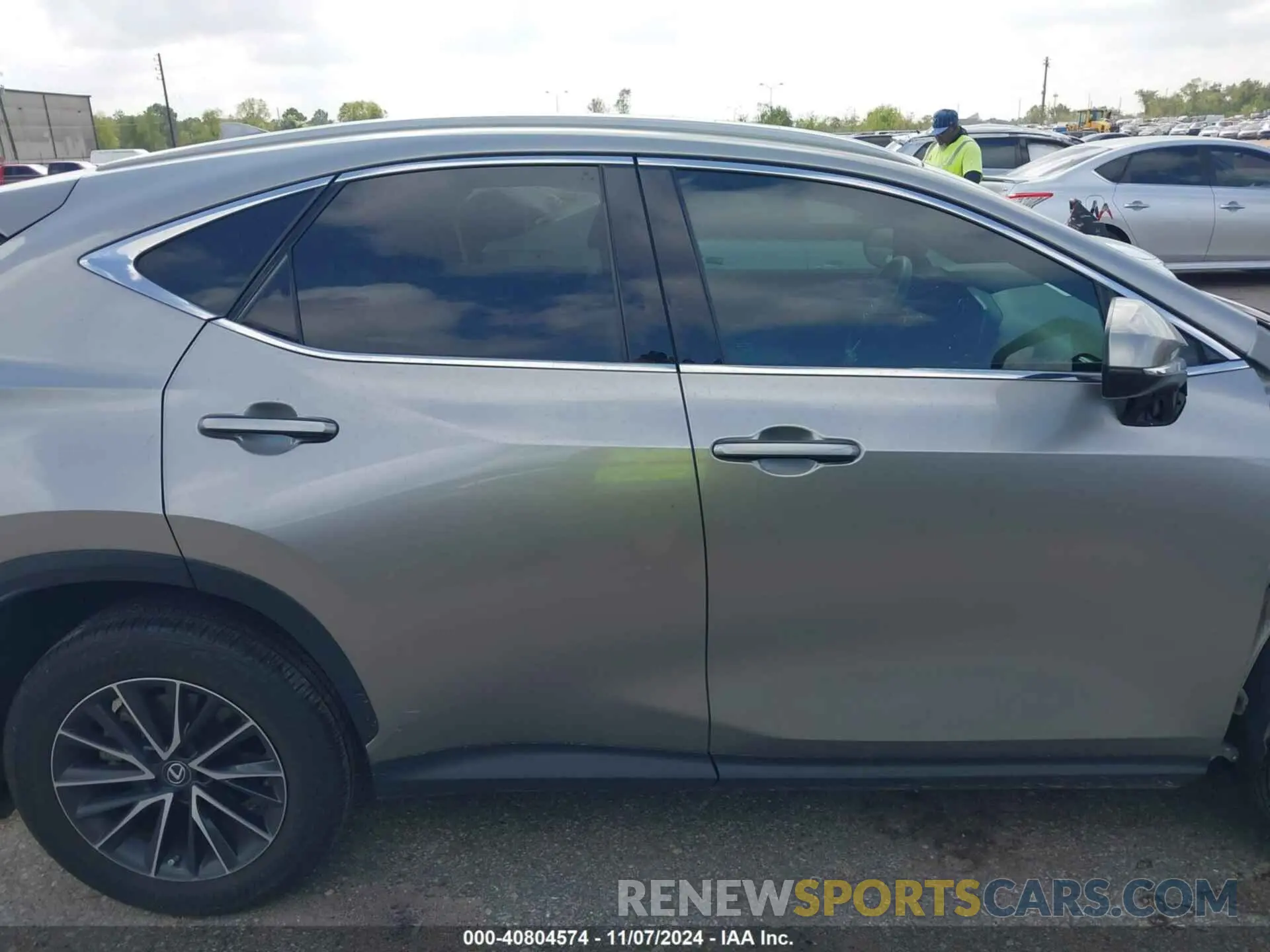 14 fotografías del automóvil dañado 2T2ADCAZ7NC001212 LEXUS NX 250 2022