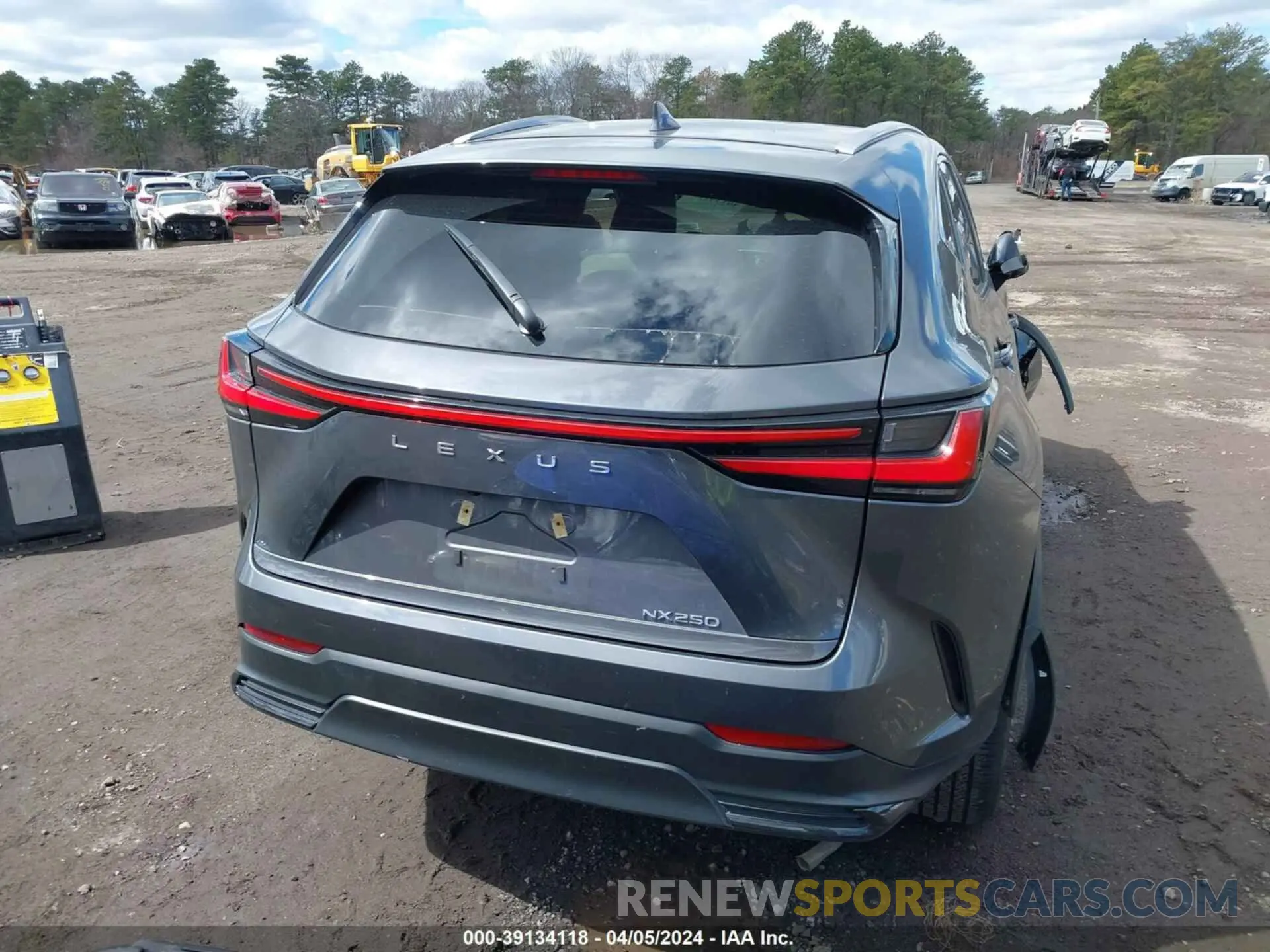 16 fotografías del automóvil dañado 2T2ADCAZXNC002130 LEXUS NX 250 2022