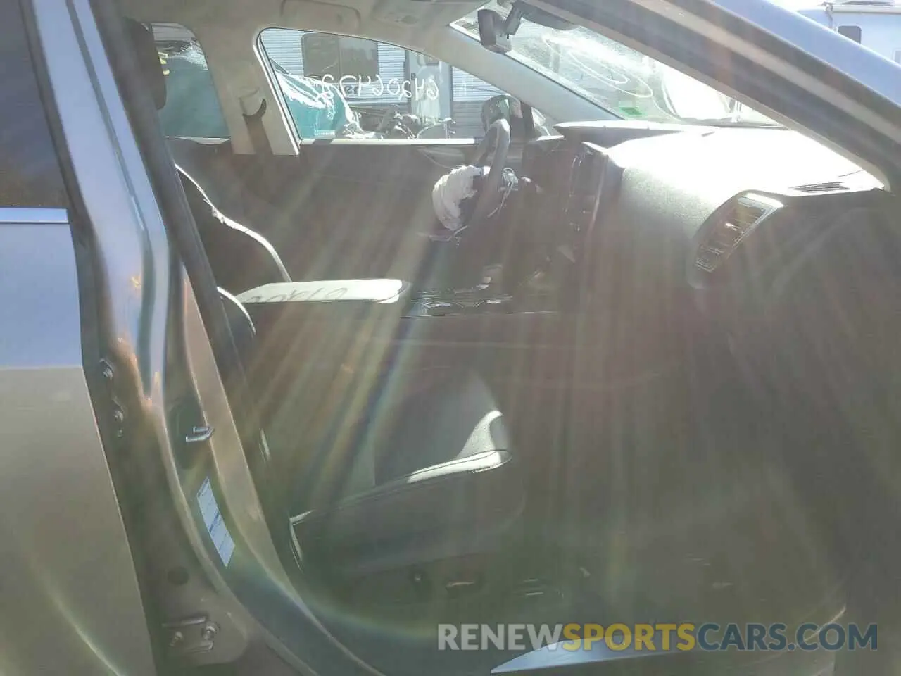 5 fotografías del automóvil dañado 2T2ADCEZ2NC001581 LEXUS NX 250 2022