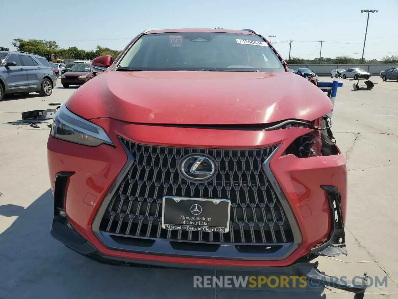5 fotografías del automóvil dañado 2T2GDCAZ0NC002034 LEXUS NX 250 2022