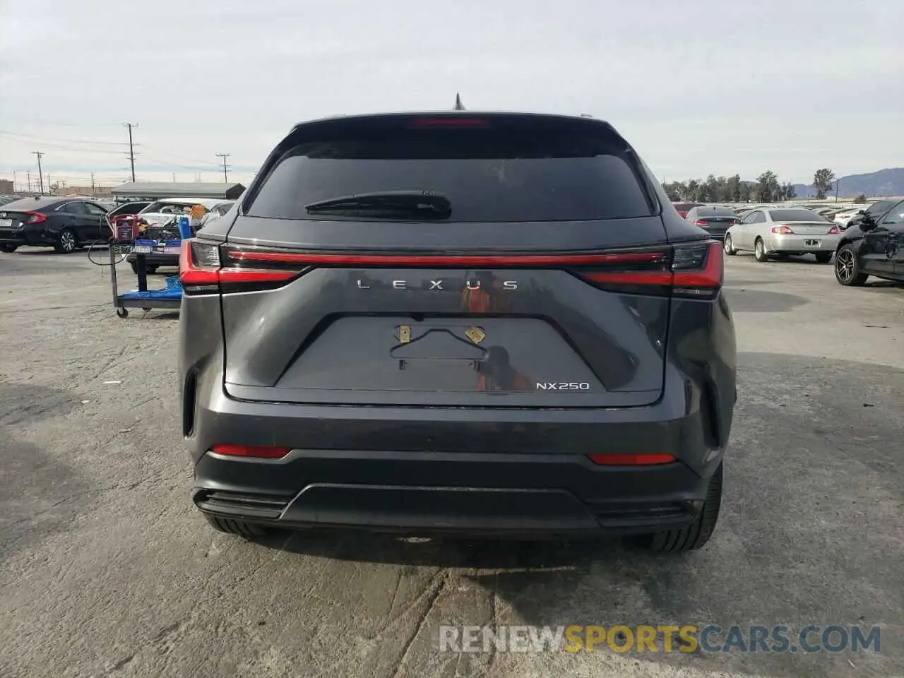 6 fotografías del automóvil dañado 2T2GDCAZ8NC002654 LEXUS NX 250 2022