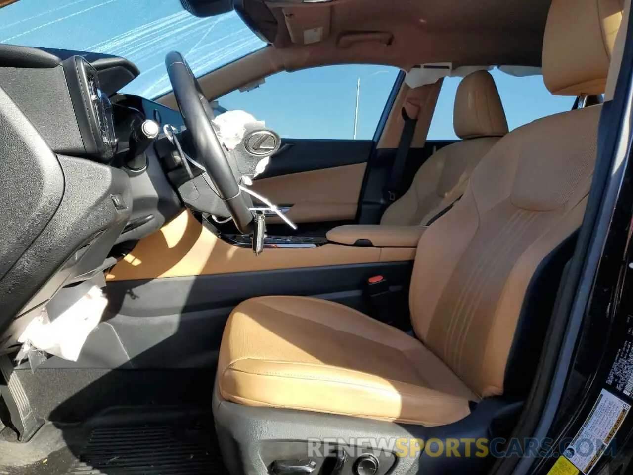 7 fotografías del automóvil dañado JTJADCAZ0N2001908 LEXUS NX 250 2022