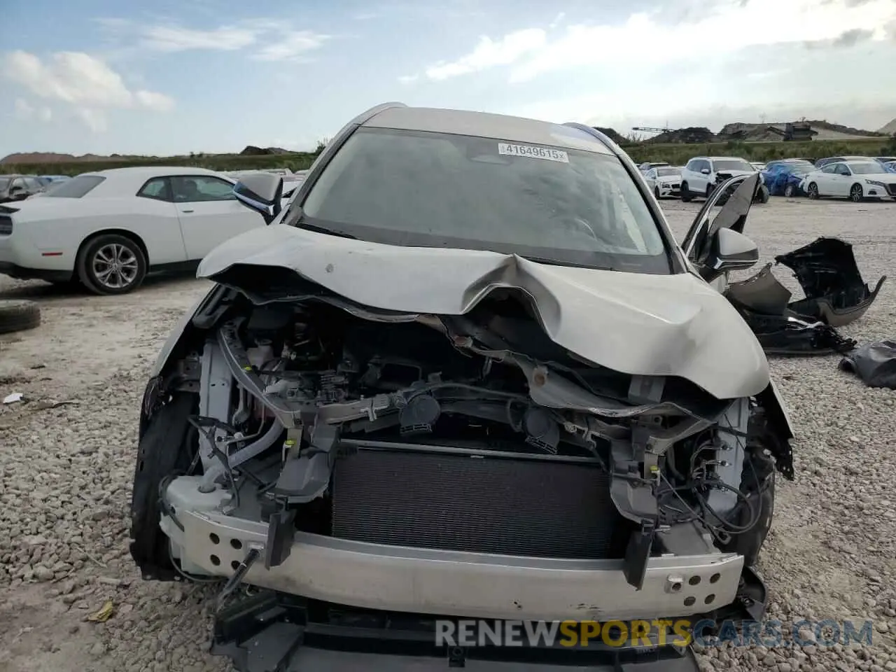 5 fotografías del automóvil dañado JTJADCAZ1N5004931 LEXUS NX 250 2022