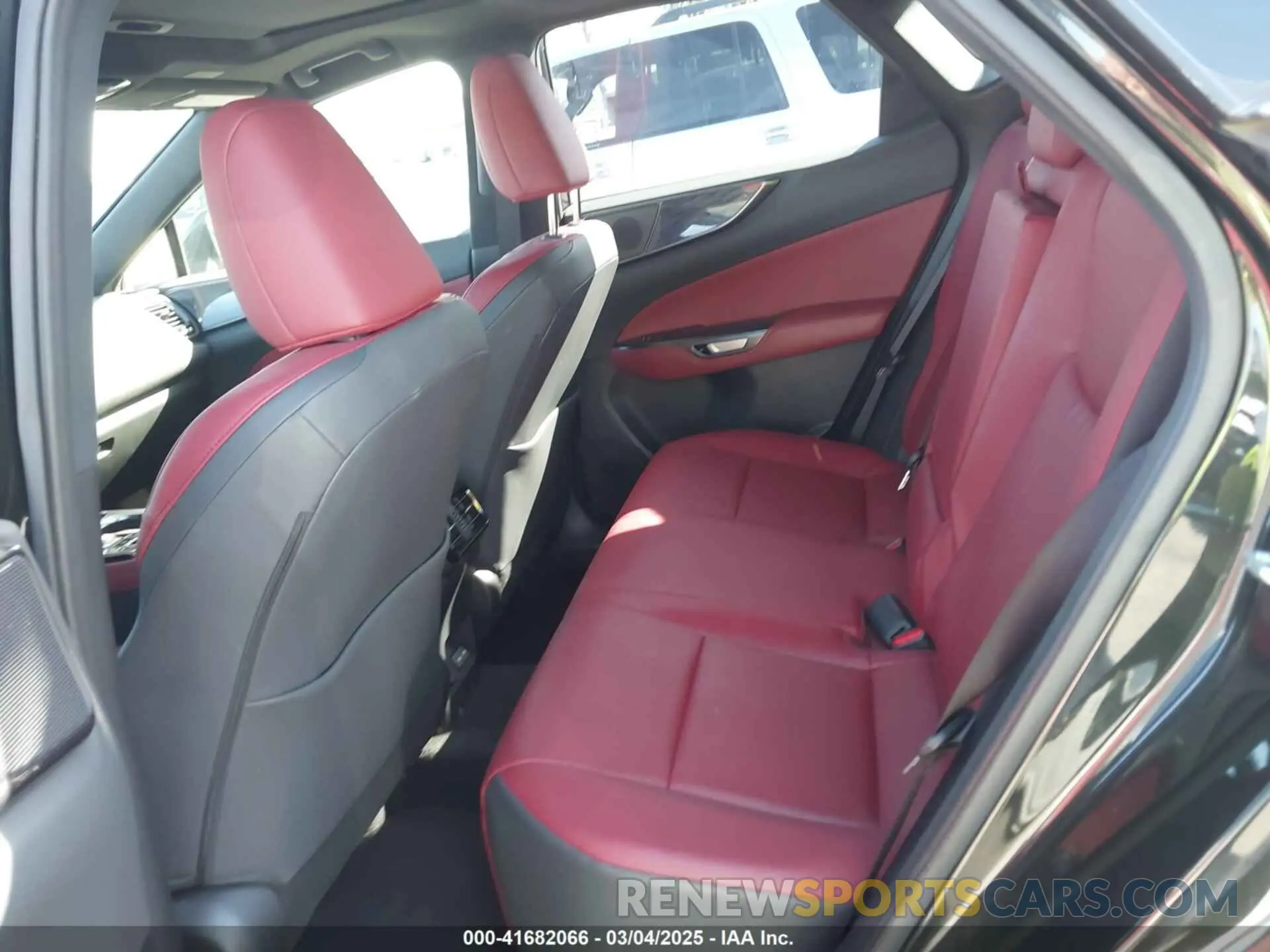 8 fotografías del automóvil dañado JTJGDCEZ0N2002013 LEXUS NX 250 2022