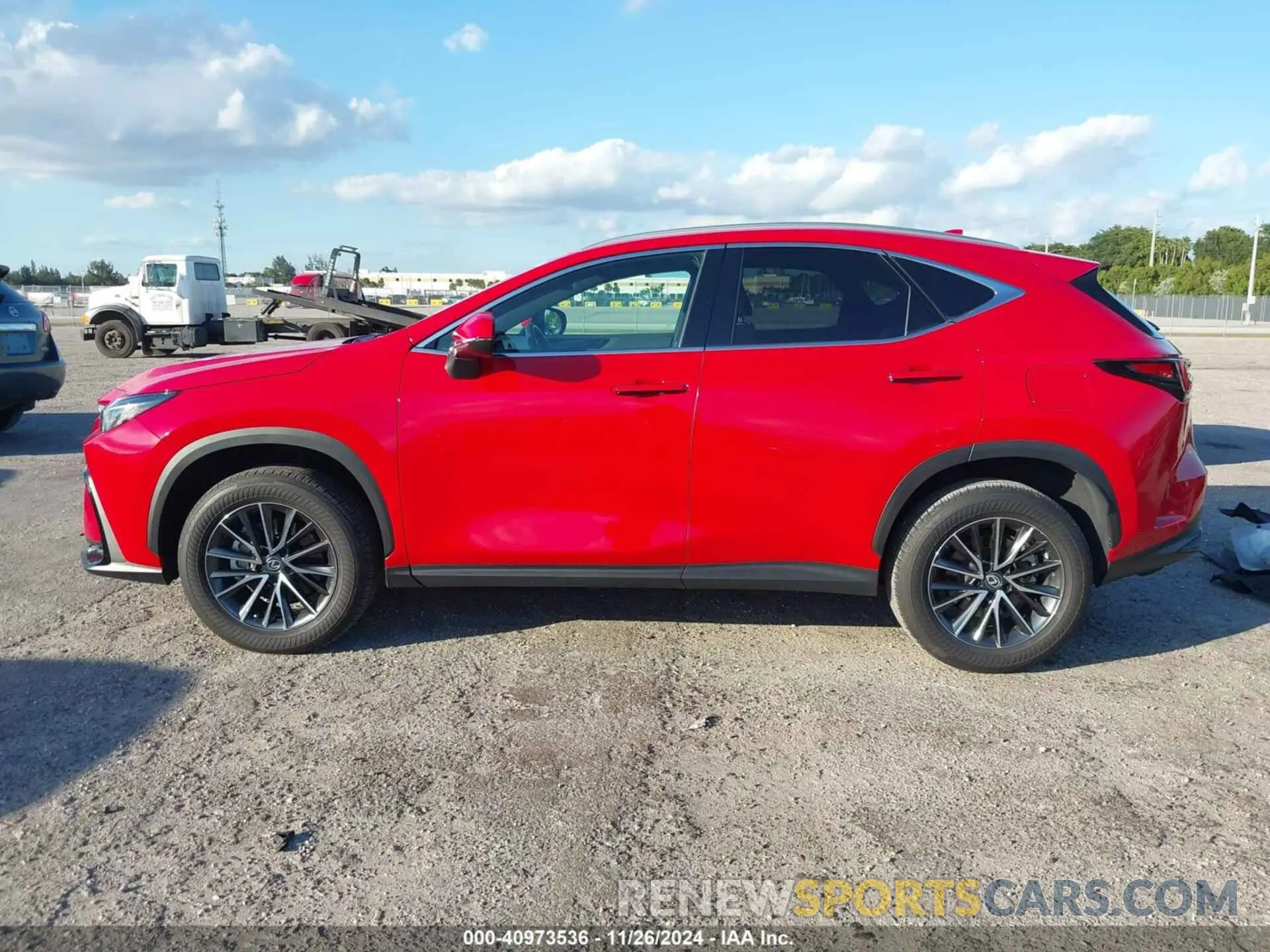 15 fotografías del automóvil dañado 2T2ADCAZ2PC005140 LEXUS NX 250 2023