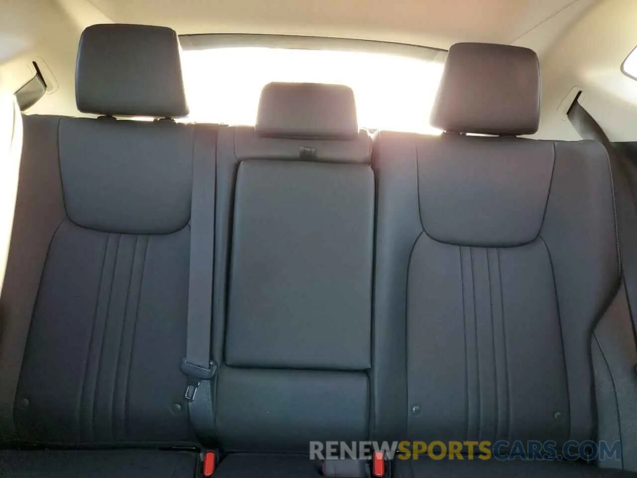10 fotografías del automóvil dañado 2T2ADCAZ8PC003411 LEXUS NX 250 2023