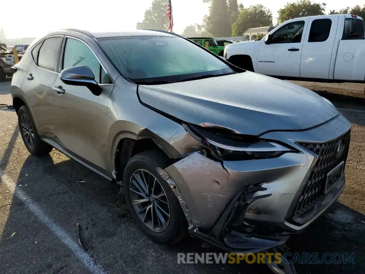 4 fotografías del automóvil dañado 2T2ADCAZ8PC003411 LEXUS NX 250 2023