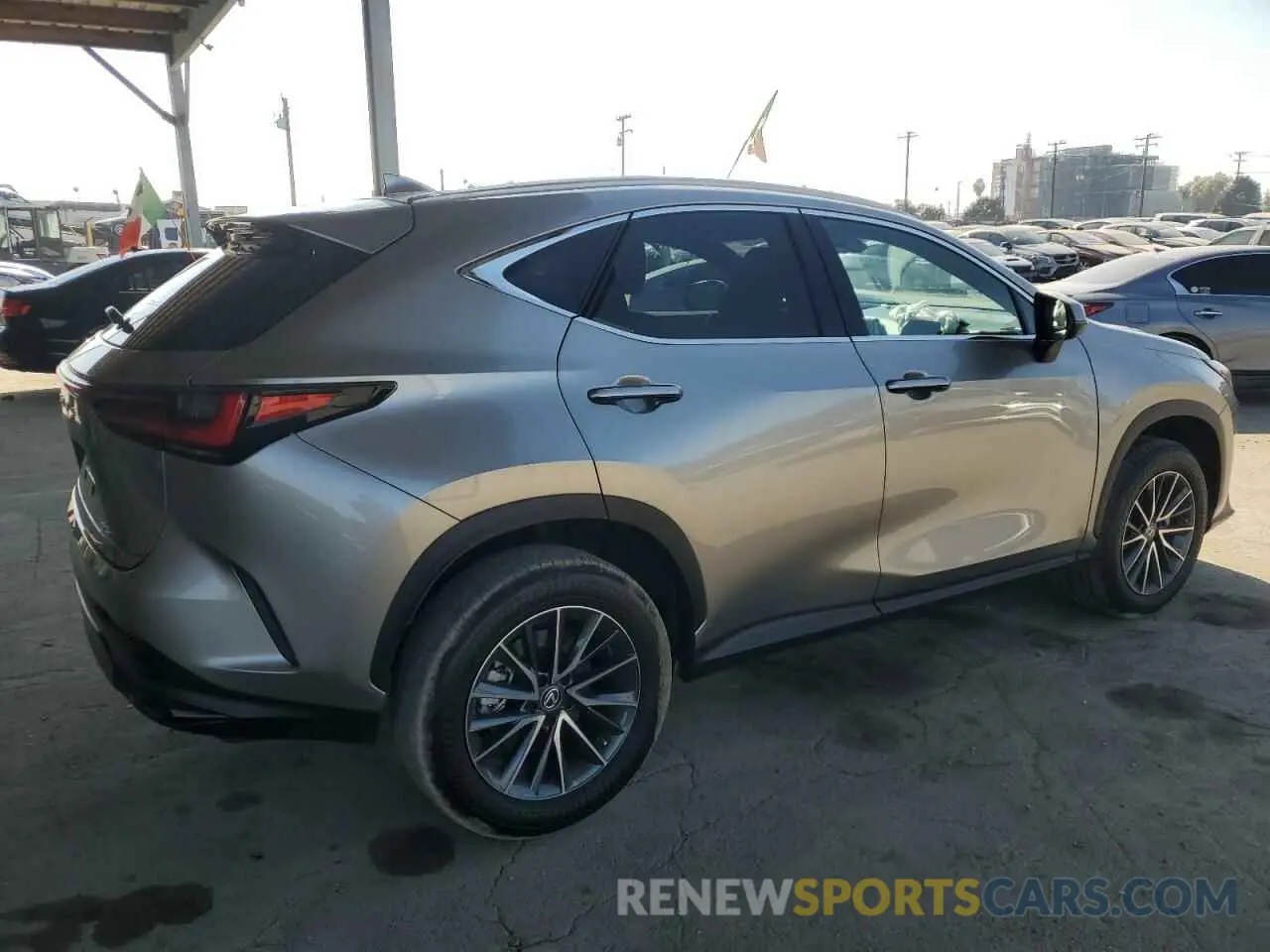 3 fotografías del automóvil dañado 2T2ADCAZ8PC003490 LEXUS NX 250 2023