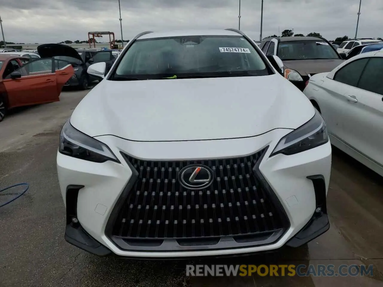 5 fotografías del automóvil dañado JTJADCAZ5P2006346 LEXUS NX 250 2023