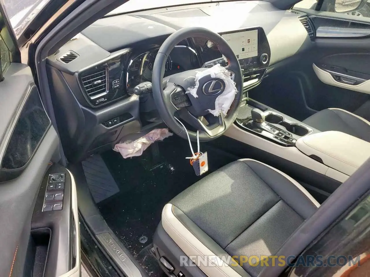 8 fotografías del automóvil dañado JTJADCAZXP2006374 LEXUS NX 250 2023