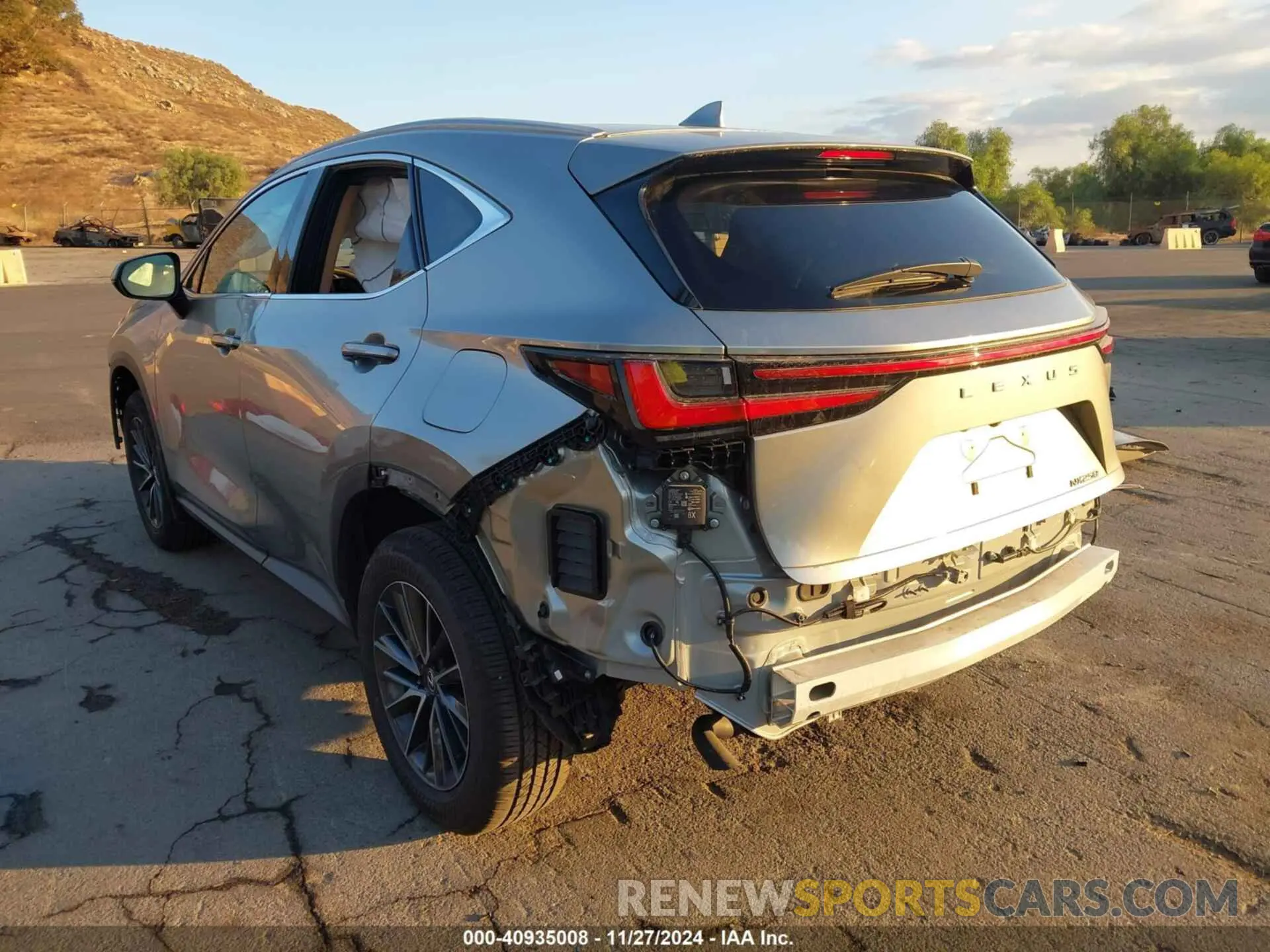 3 fotografías del automóvil dañado 2T2ADCAZ3RC013086 LEXUS NX 250 2024