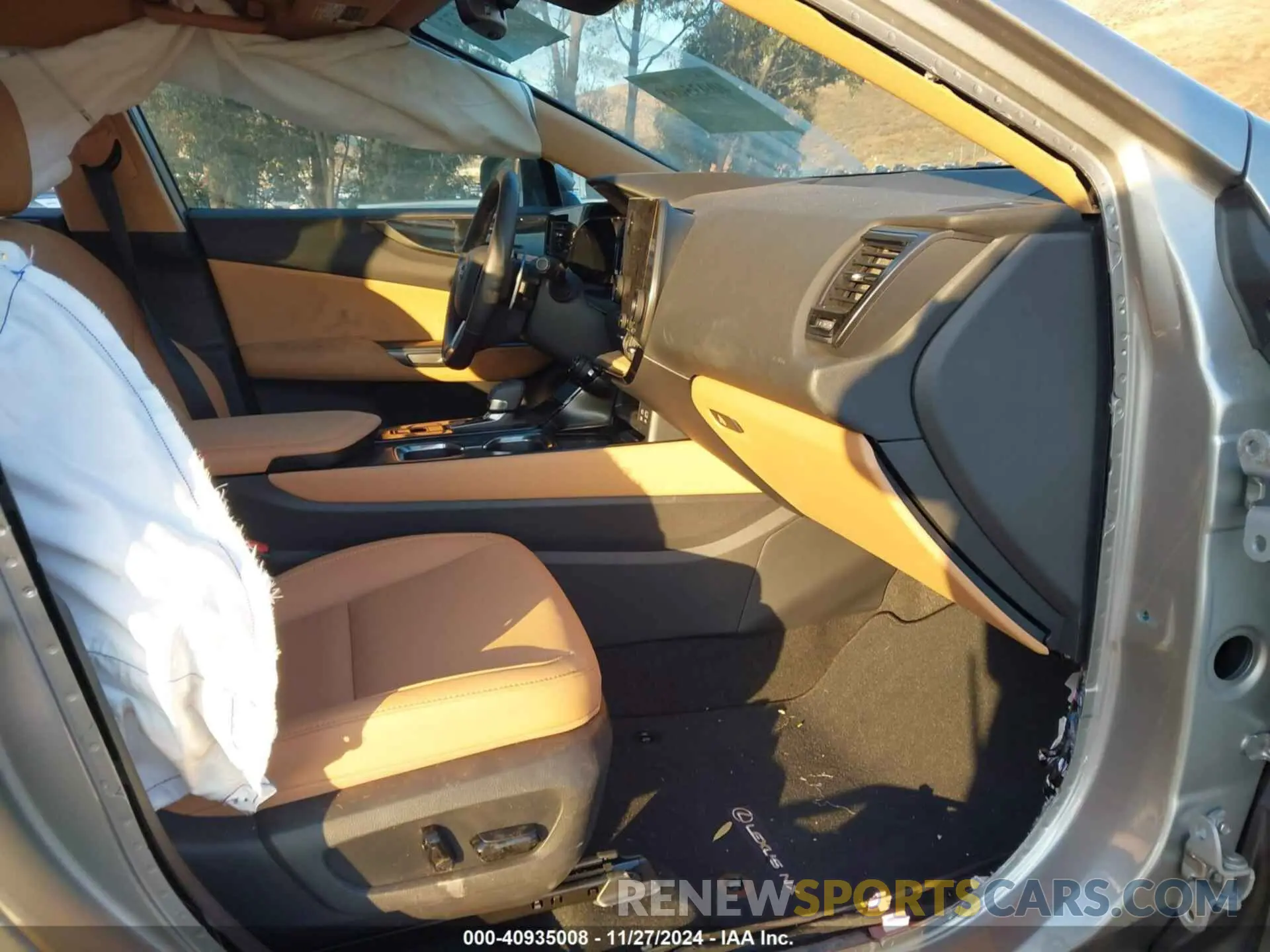 5 fotografías del automóvil dañado 2T2ADCAZ3RC013086 LEXUS NX 250 2024