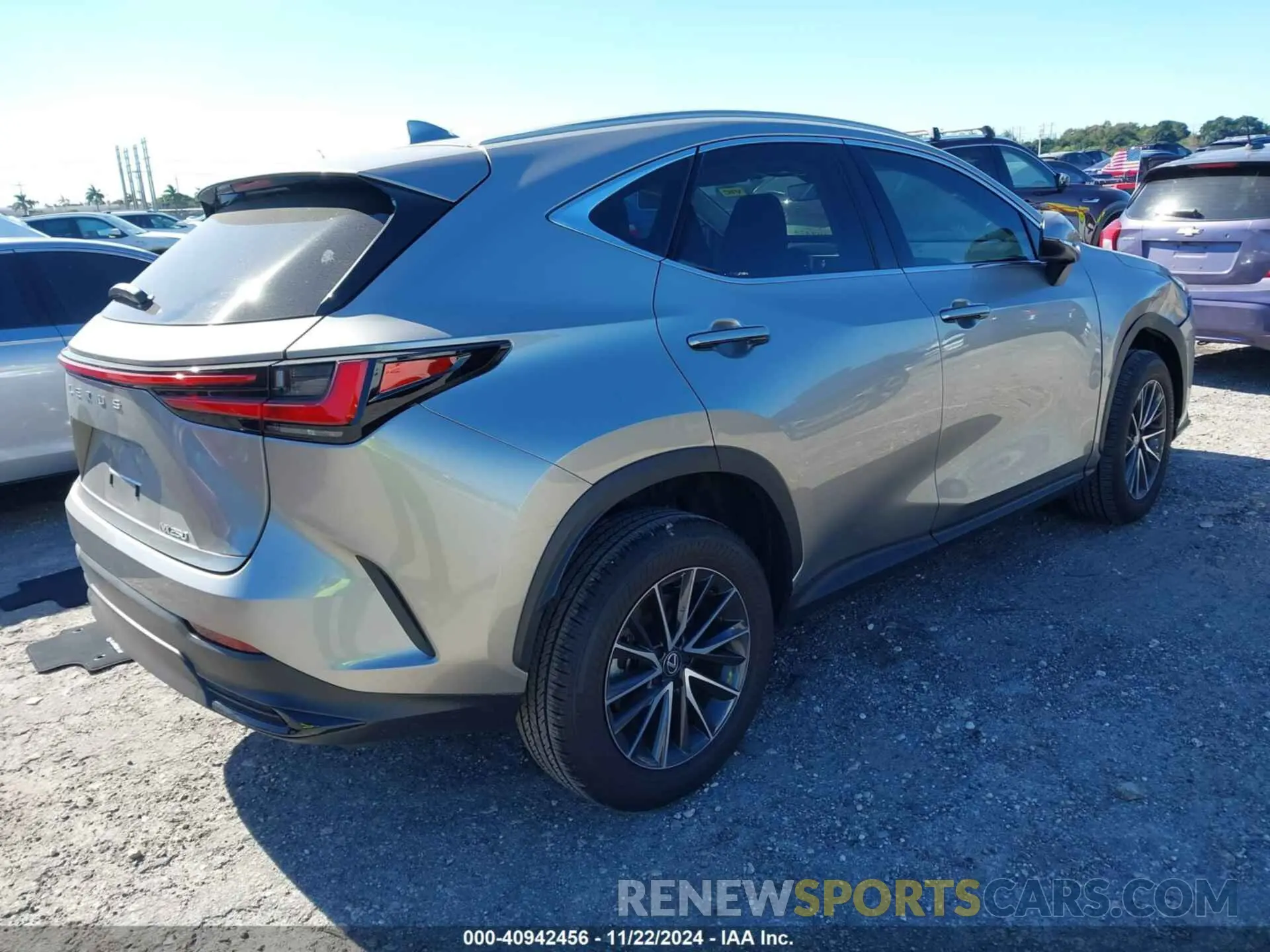 4 fotografías del automóvil dañado 2T2ADCAZ4RC007572 LEXUS NX 250 2024