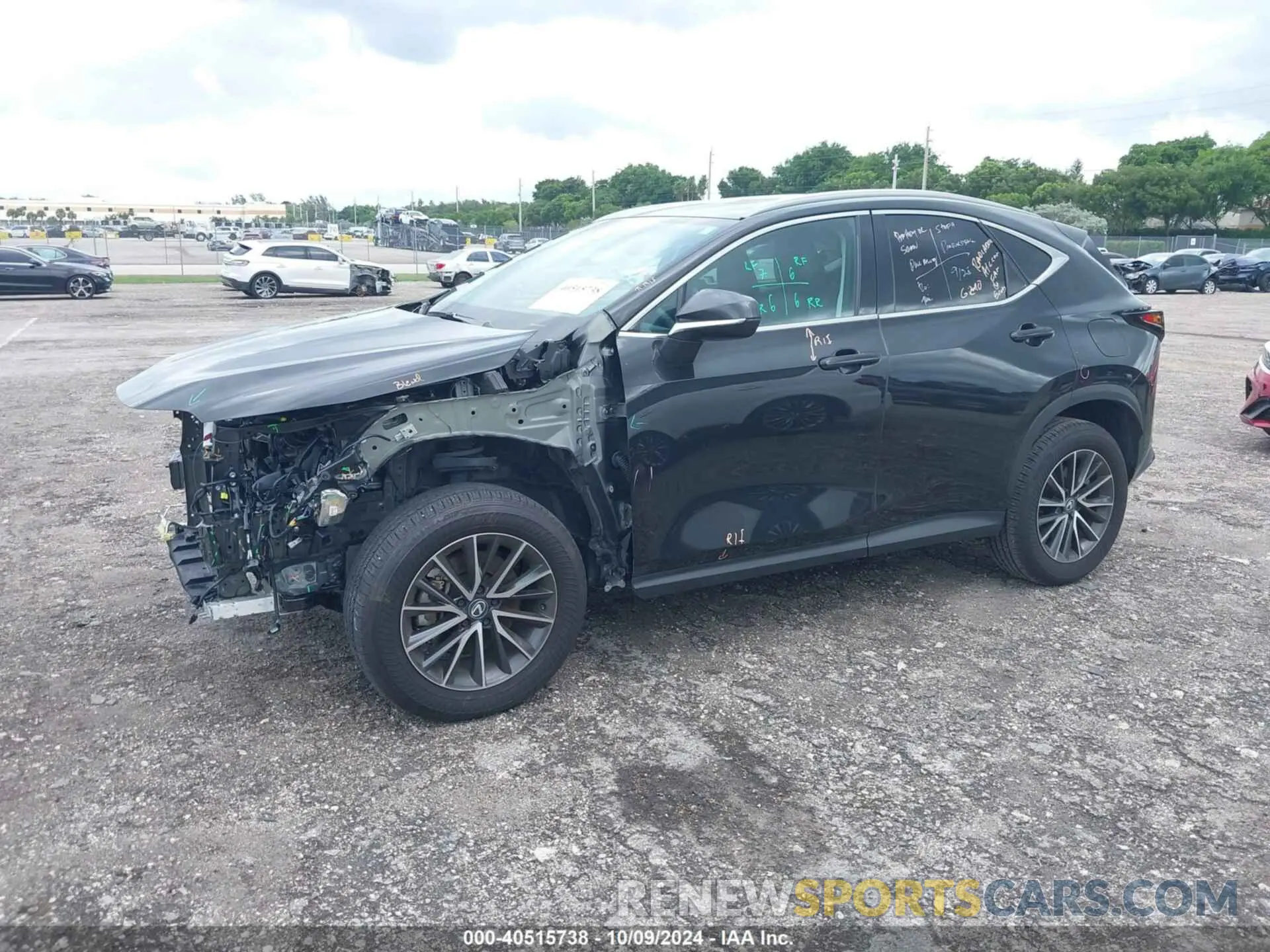 2 fotografías del automóvil dañado 2T2ADCAZ7RC011549 LEXUS NX 250 2024