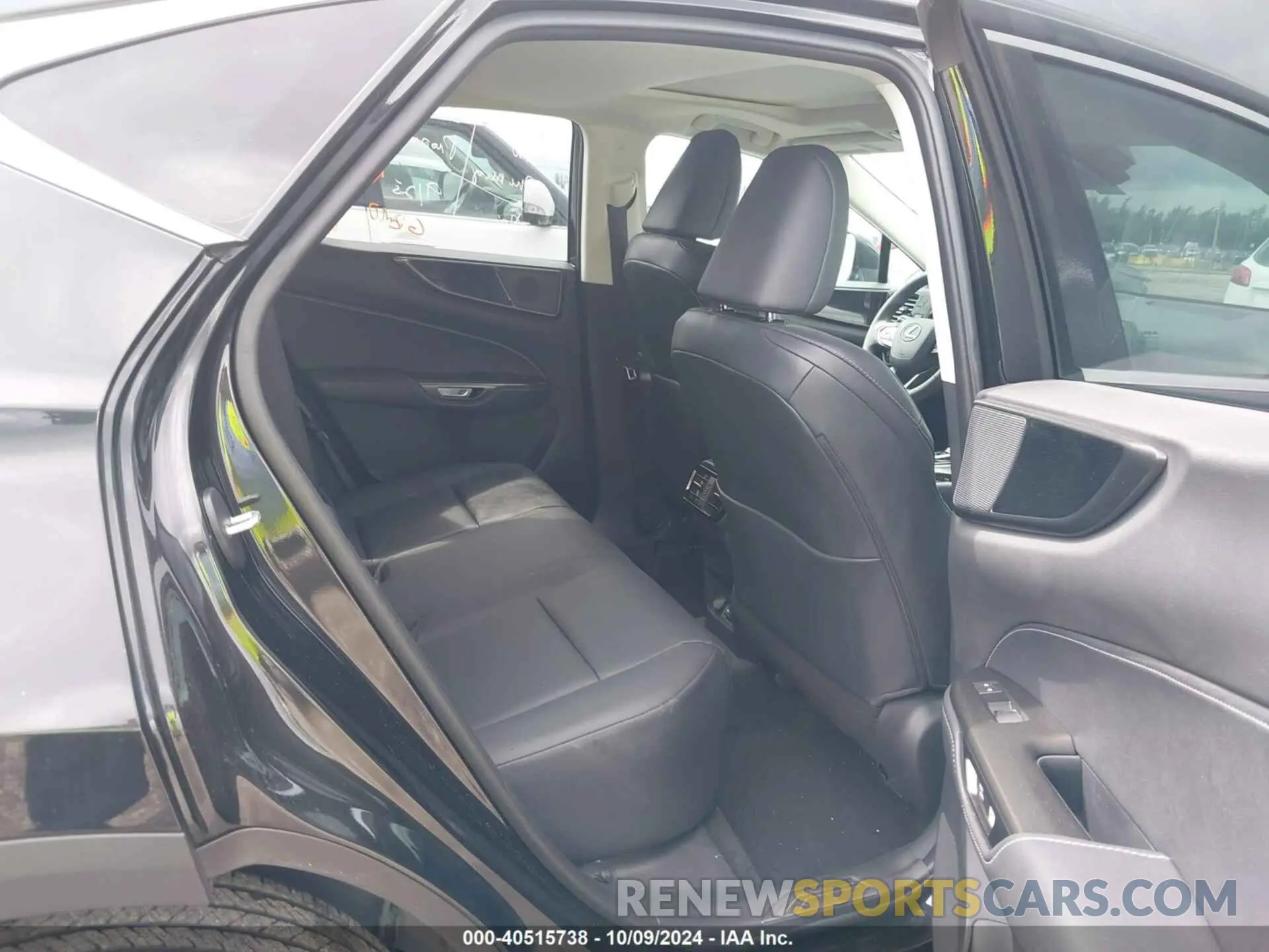 8 fotografías del automóvil dañado 2T2ADCAZ7RC011549 LEXUS NX 250 2024