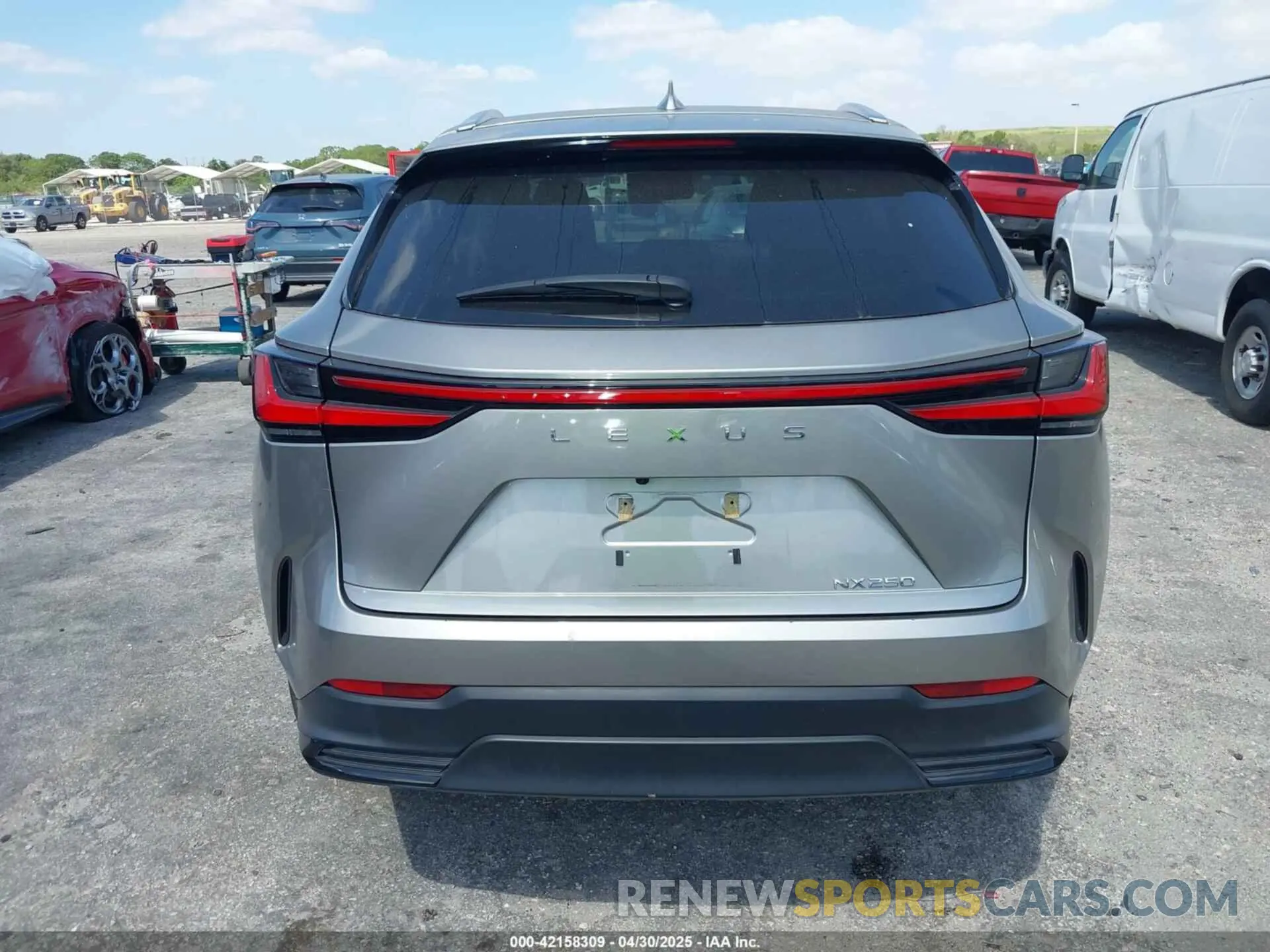 16 fotografías del automóvil dañado 2T2ADCAZ9RC009348 LEXUS NX 250 2024