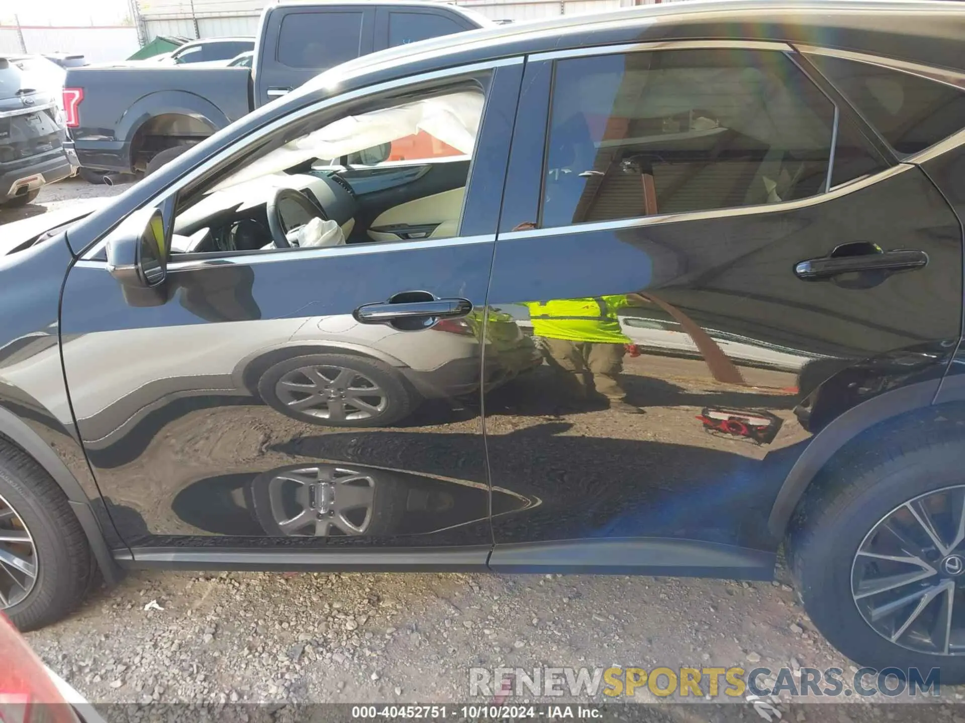 15 fotografías del automóvil dañado 2T2GDCAZ0RC008244 LEXUS NX 250 2024