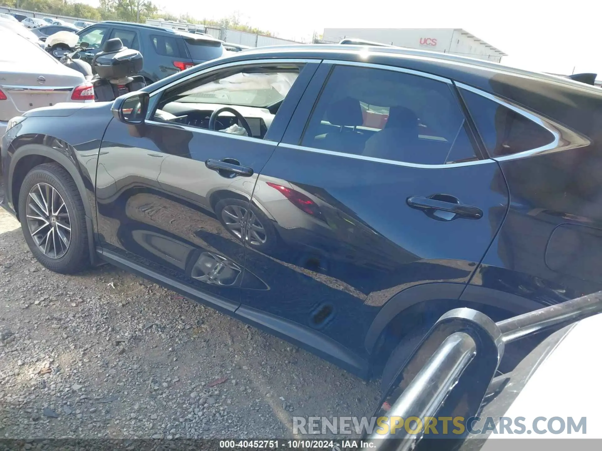 3 fotografías del automóvil dañado 2T2GDCAZ0RC008244 LEXUS NX 250 2024