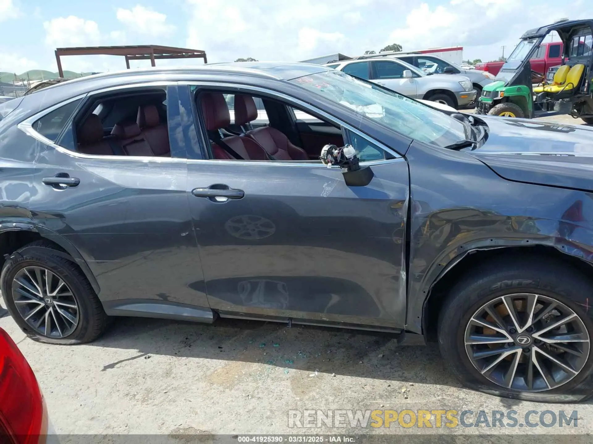 12 fotografías del automóvil dañado 2T2GDCAZ4RC006643 LEXUS NX 250 2024