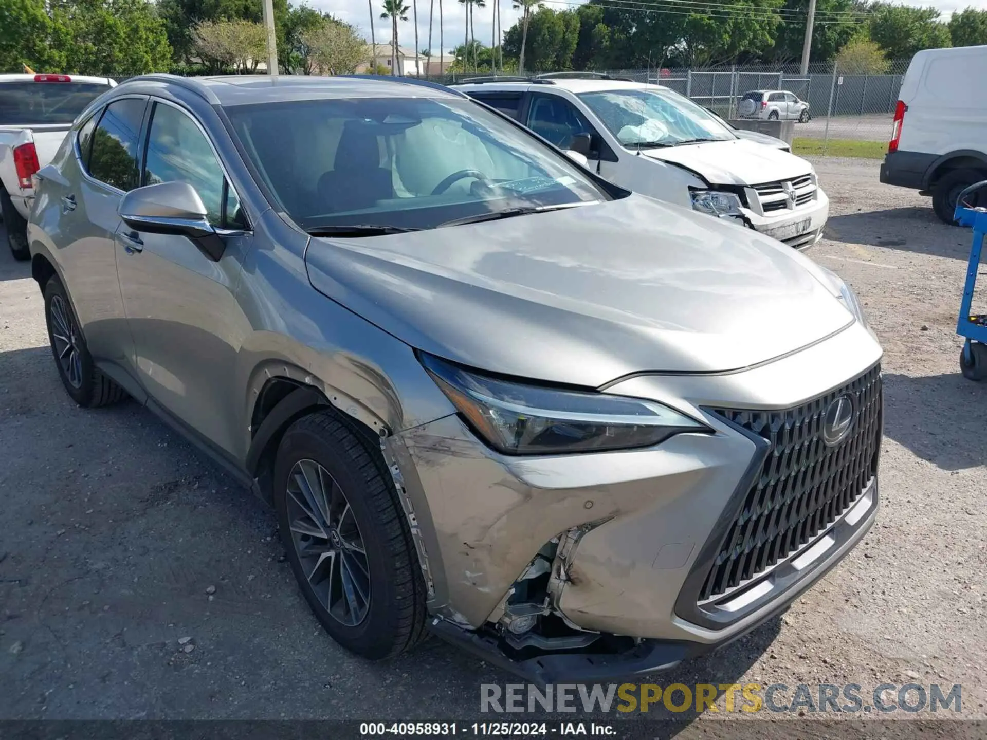 6 fotografías del automóvil dañado 2T2GDCAZ7RC007902 LEXUS NX 250 2024