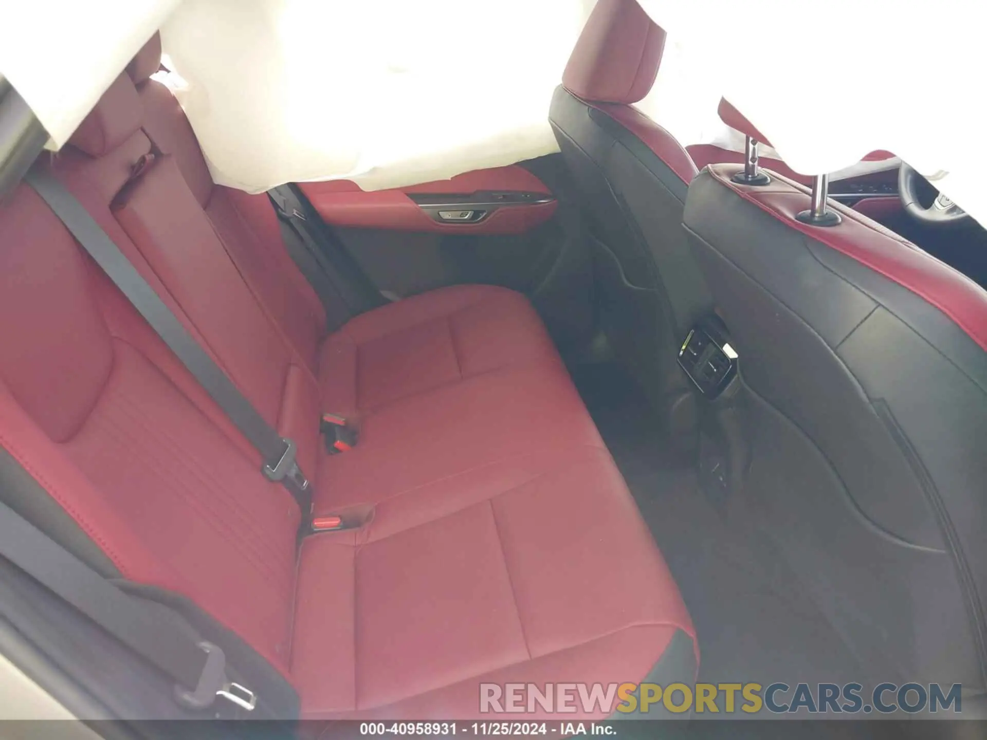 8 fotografías del automóvil dañado 2T2GDCAZ7RC007902 LEXUS NX 250 2024