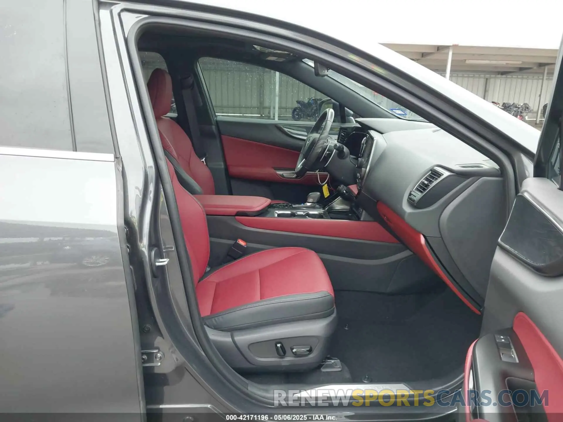 5 fotografías del automóvil dañado 2T2GDCAZ7RC015465 LEXUS NX 250 2024