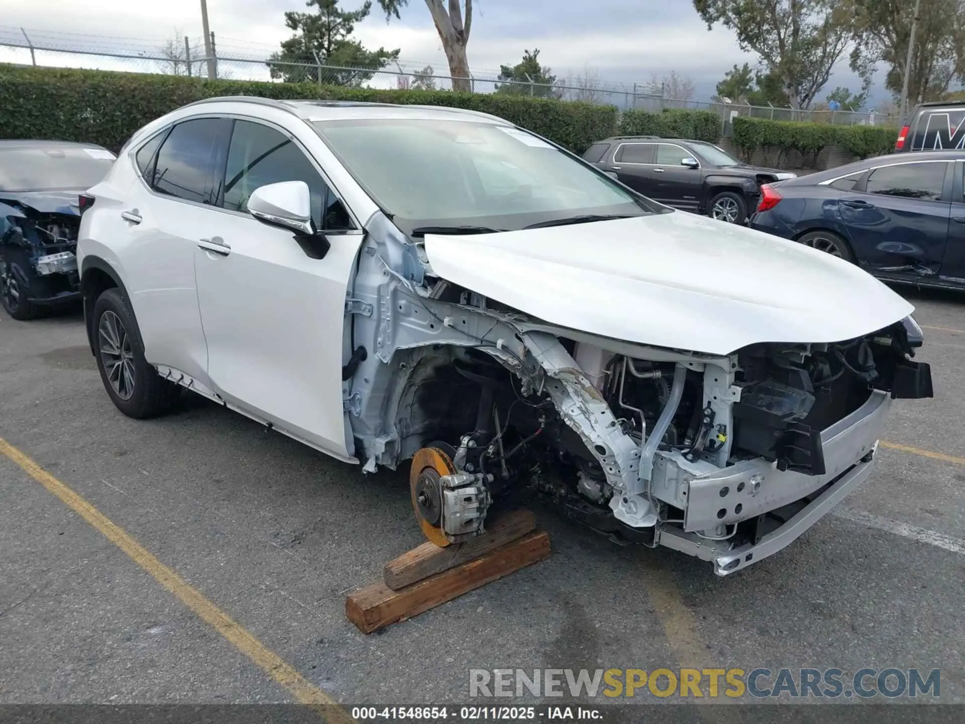 1 fotografías del automóvil dañado JTJADCAZ4R2013677 LEXUS NX 250 2024