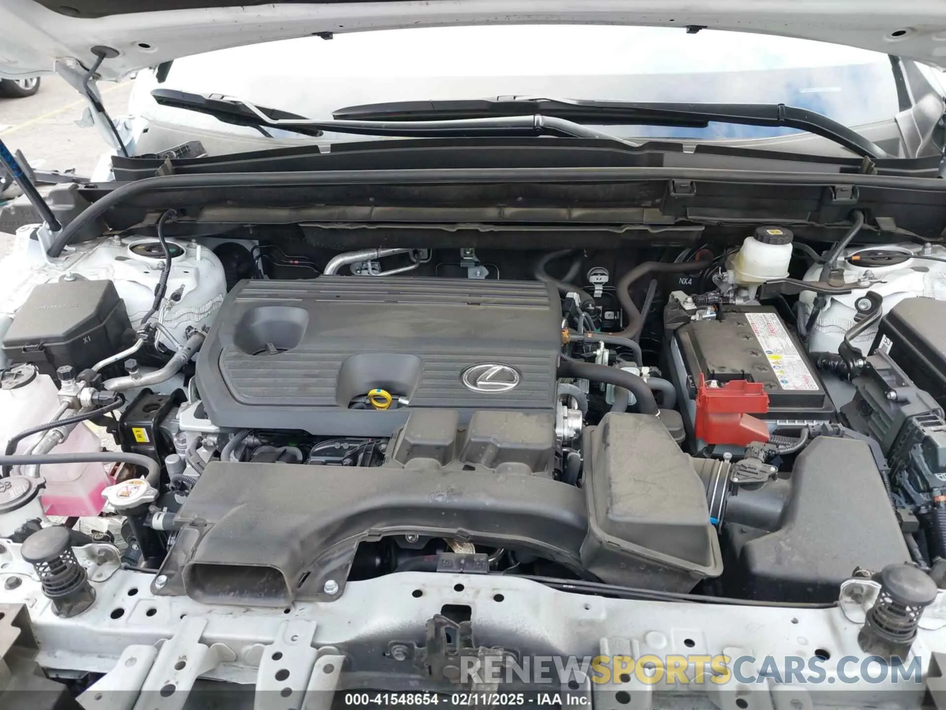 10 fotografías del automóvil dañado JTJADCAZ4R2013677 LEXUS NX 250 2024