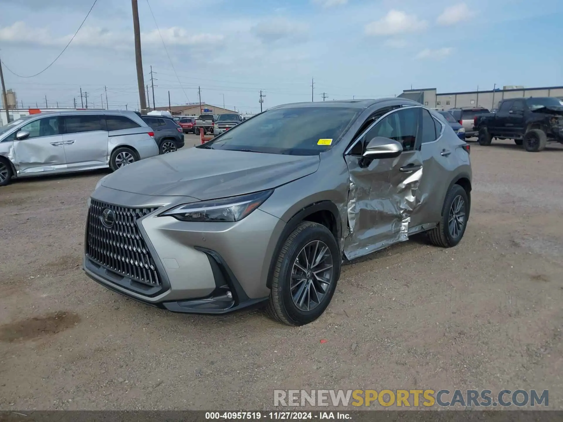 2 fotografías del automóvil dañado 2T2GDCAZ1SC021039 LEXUS NX 250 2025