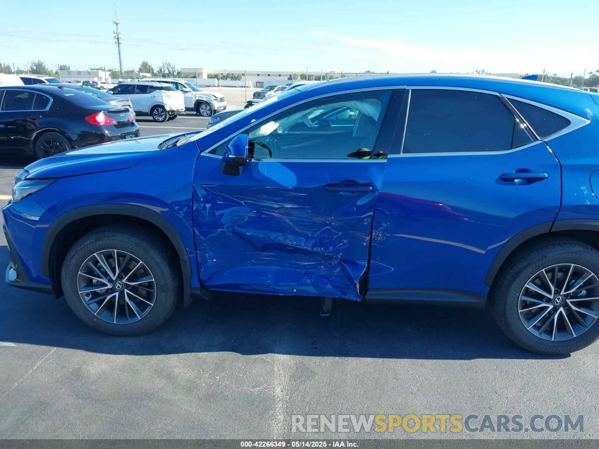 6 fotografías del automóvil dañado 2T2GDCAZ9SC024917 LEXUS NX 250 2025