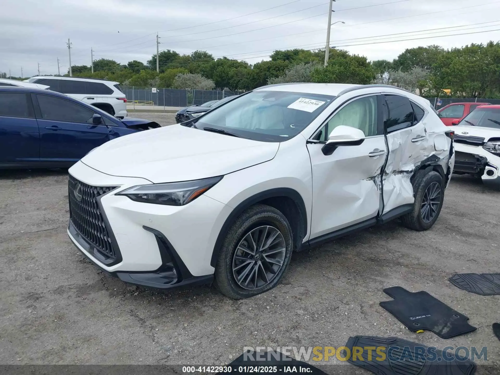 2 fotografías del automóvil dañado JTJADCAZ5S5024241 LEXUS NX 250 2025