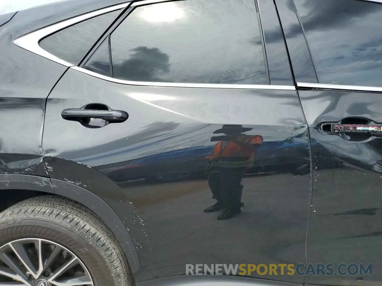 11 fotografías del automóvil dañado 2T2ADCAZ0RC008704 LEXUS NX 250 BAS 2024