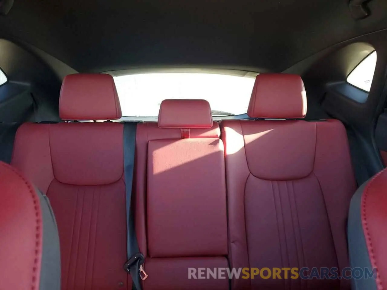 10 fotografías del automóvil dañado 2T2ADCAZ5RC008083 LEXUS NX 250 BAS 2024
