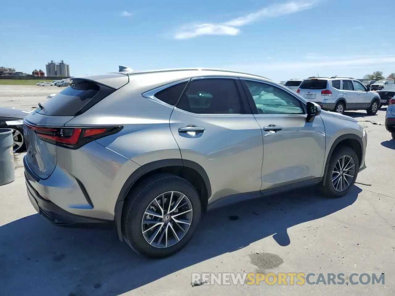 3 fotografías del automóvil dañado 2T2ADCAZ5RC010237 LEXUS NX 250 BAS 2024
