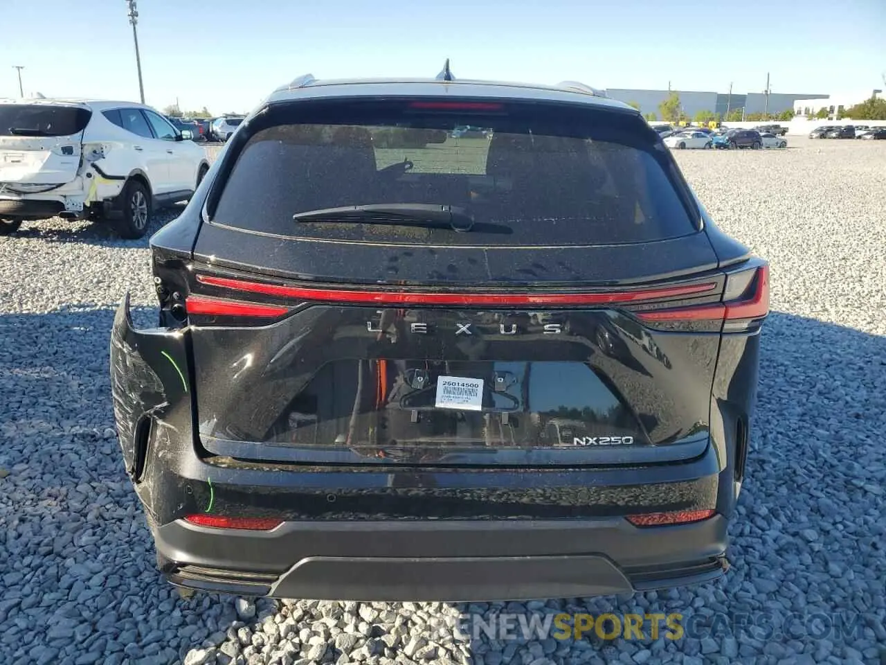 6 fotografías del automóvil dañado 2T2ADCAZ0SC017635 LEXUS NX 250 BAS 2025